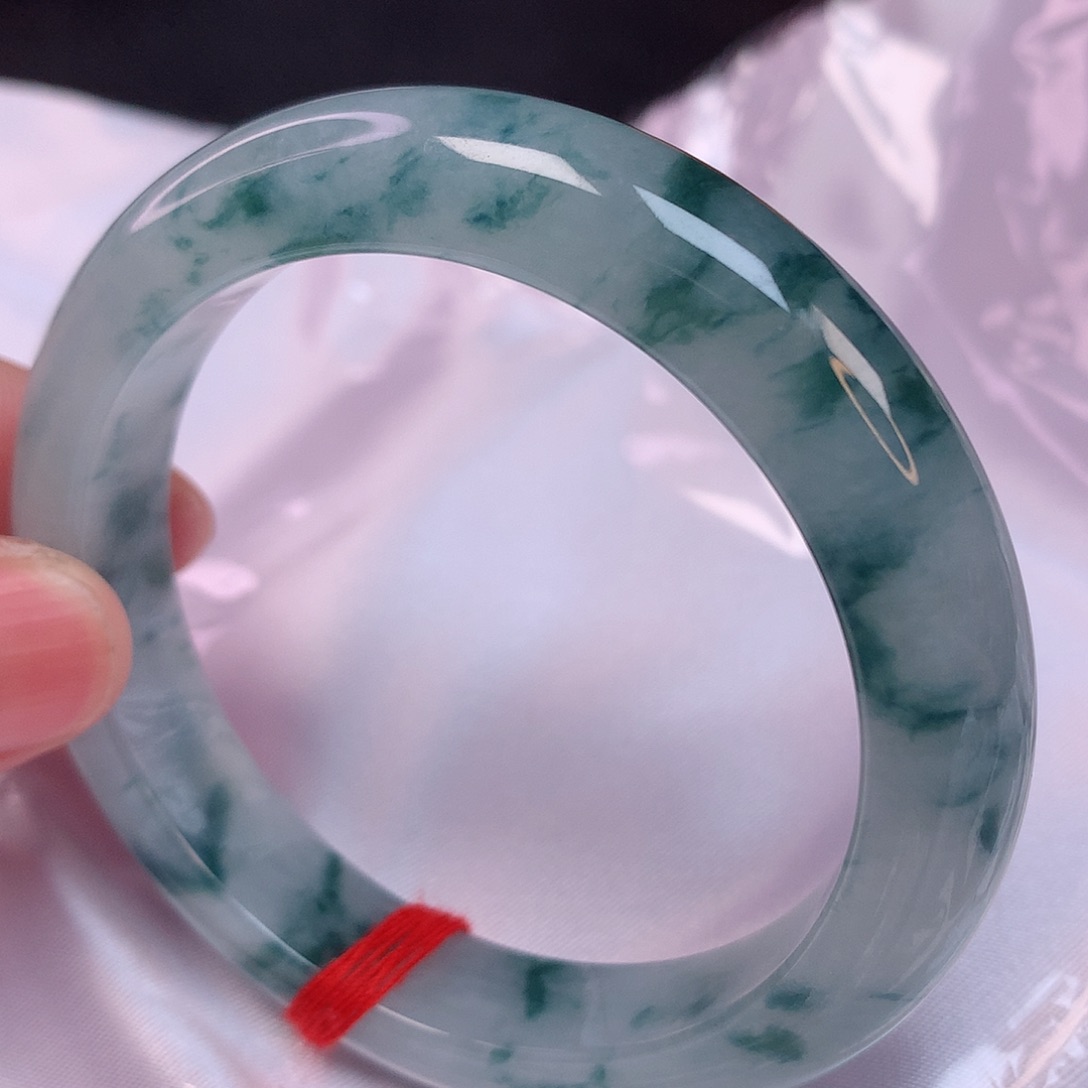 翡翠手镯未镶嵌52+ 翡翠手镯