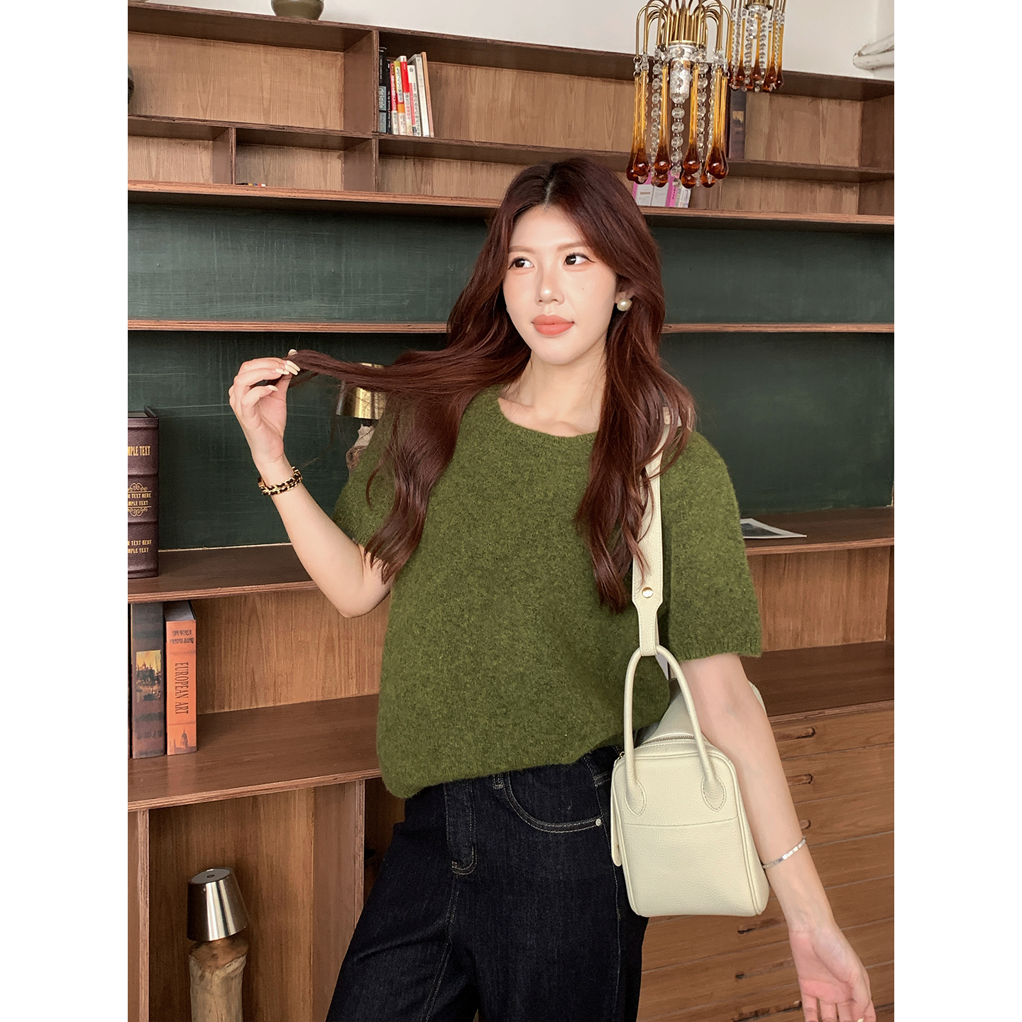 甜辣多多【复古格调】重磅定制纱85%羊毛极简复古纯色圆领针织衫