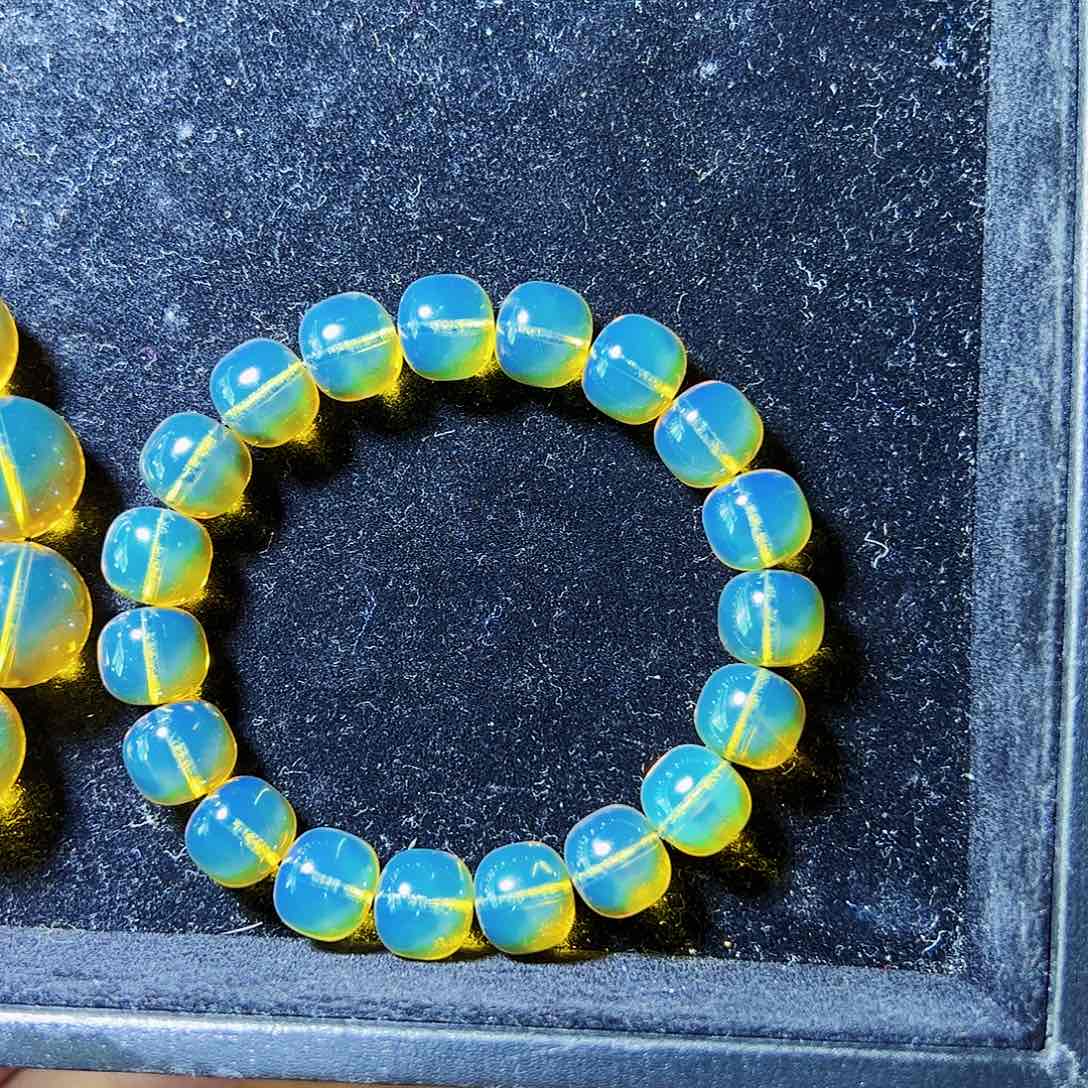 蓝珀珠宝奇石未镶嵌墨西哥蓝珀11mm老形异色