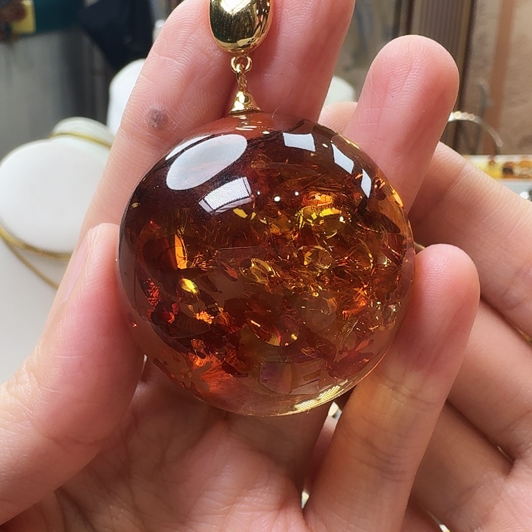 琥珀未镶嵌颈饰吊坠