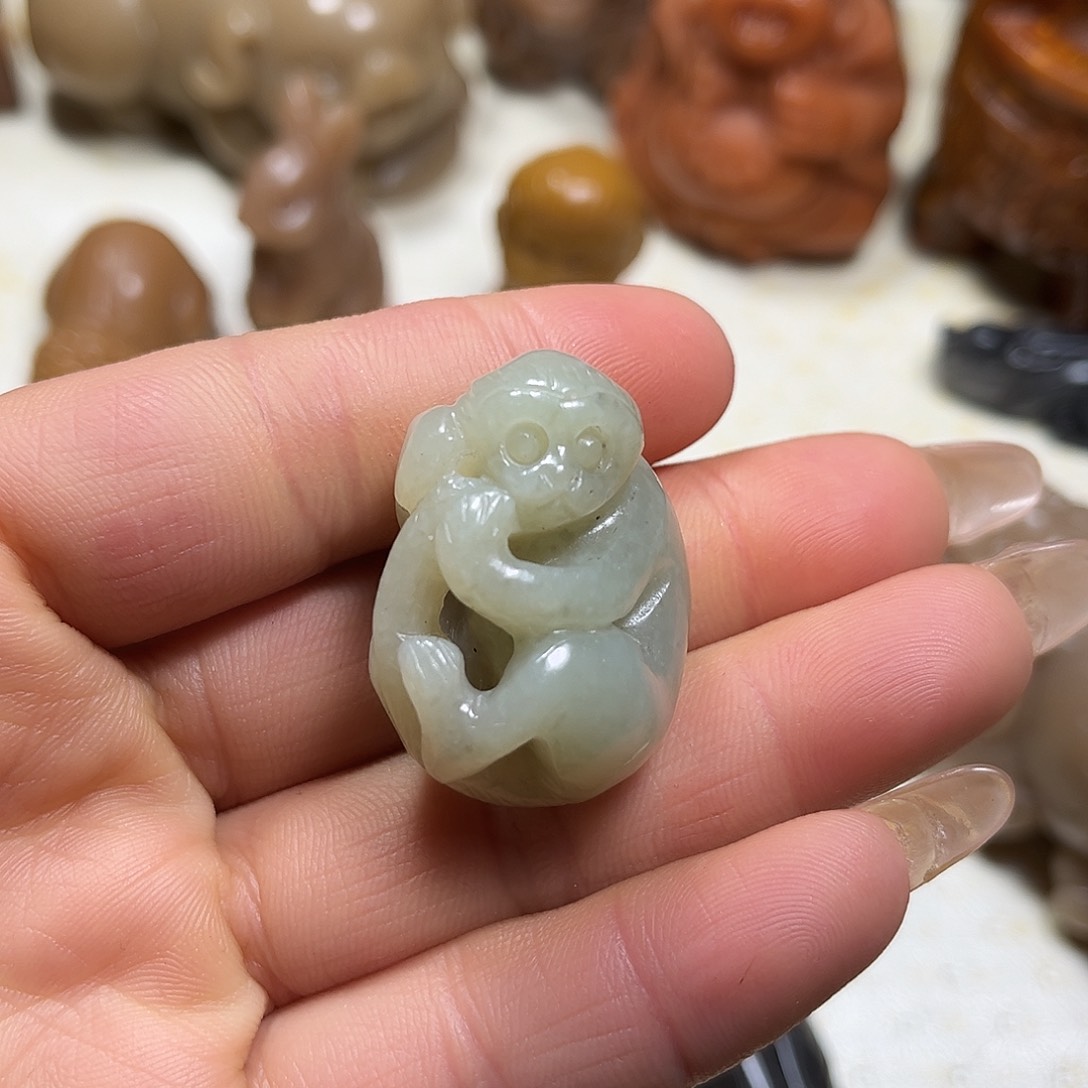 白玉菩提吊坠白玉菩提吊坠