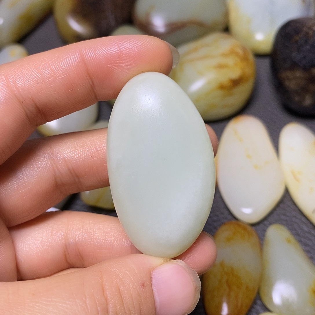 未镶嵌和田玉挂件