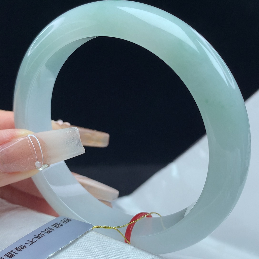 翡翠手镯未镶嵌57圈3291