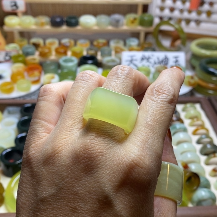 下***站岫玉未镶嵌戒指岫玉精品指环