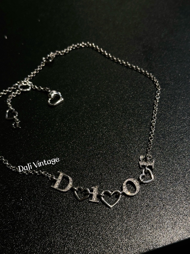 95新 DIOR/迪奥 大吉中古3/Dior迪奥银色logo爱心镶钻项链