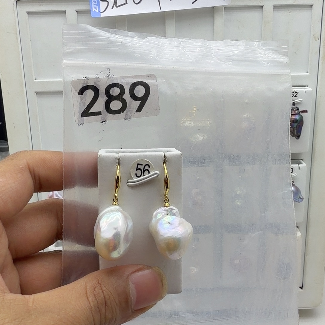 合金颈饰淡水珍珠