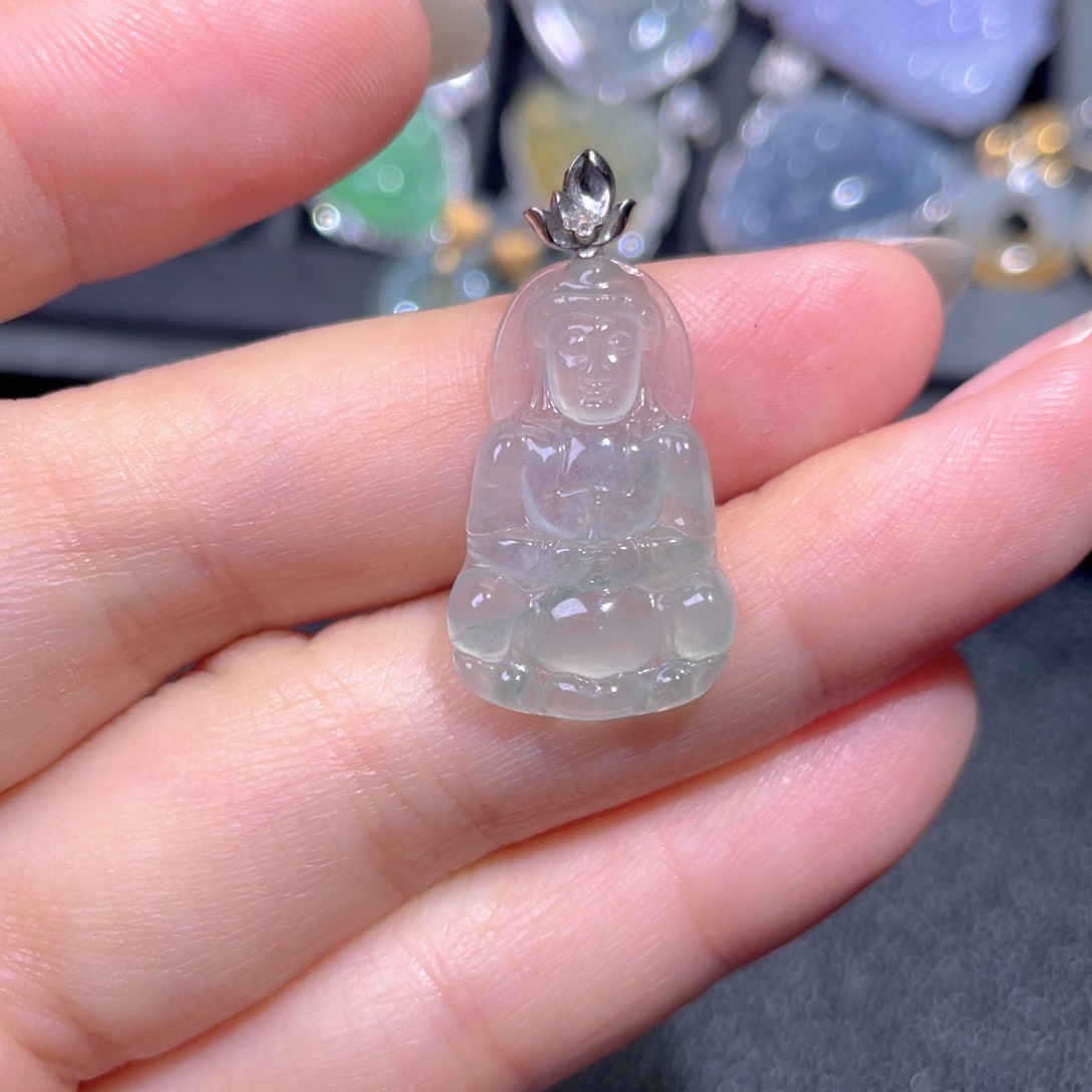 颈饰18K金镶嵌翡翠翡翠