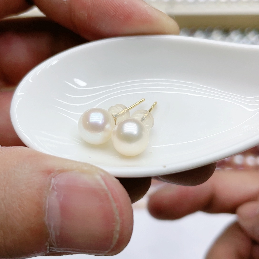 海水珍珠耳饰18K金镶嵌