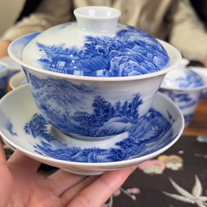 碗沈窑青花山水三才盖碗