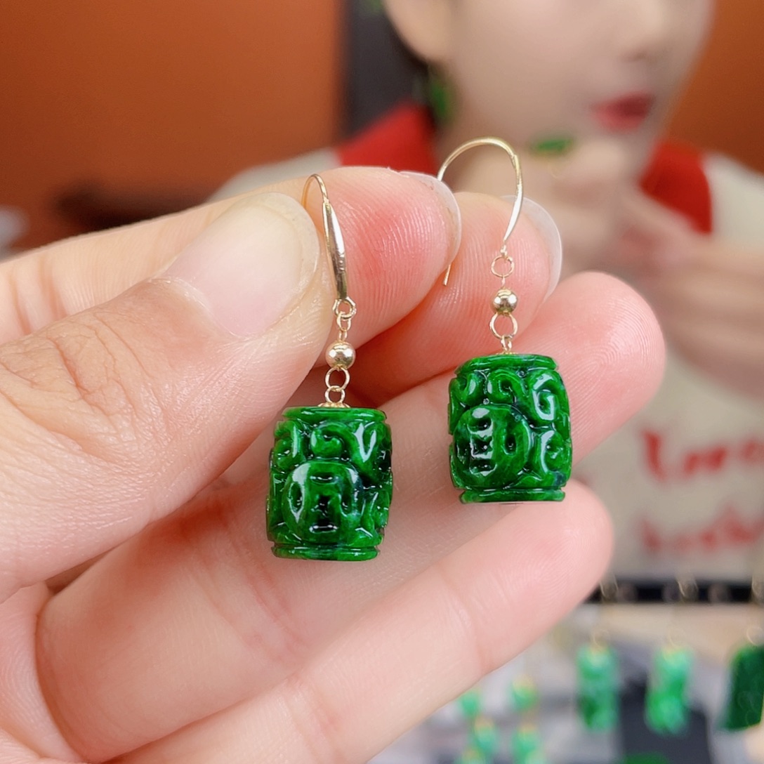 翡翠18K金镶嵌耳饰