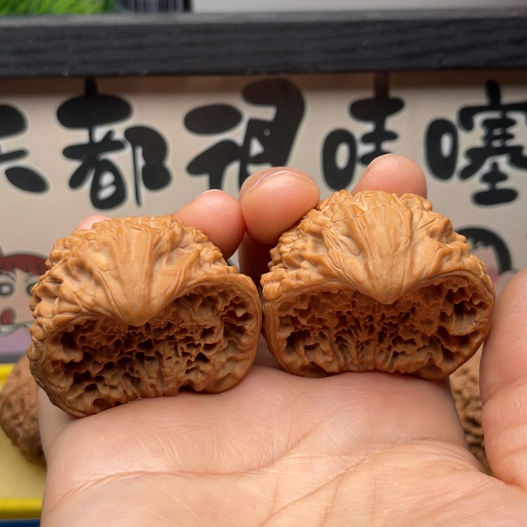 宇***】文玩核桃吊坠44蛇头