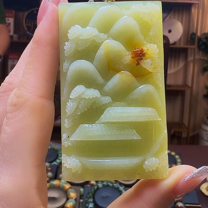 蛇纹石玉手串未镶嵌