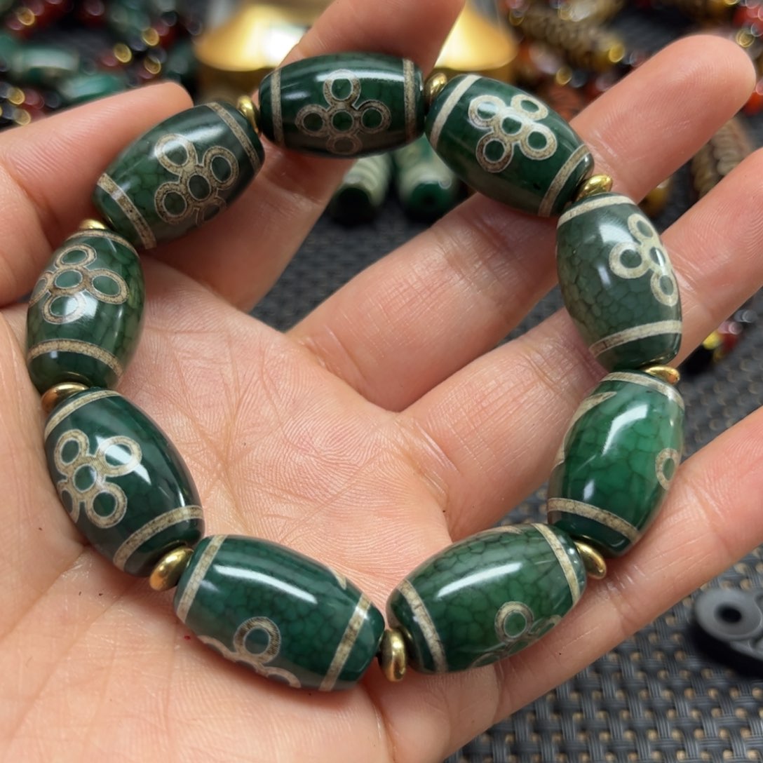 玛瑙/玉髓手串未镶嵌