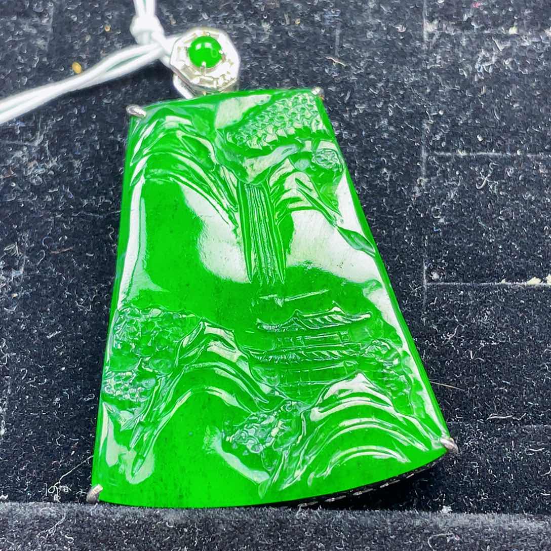 翡翠未镶嵌颈饰52，