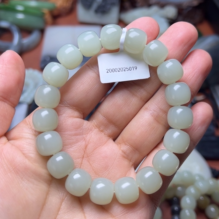 和田玉手链未镶嵌一**在