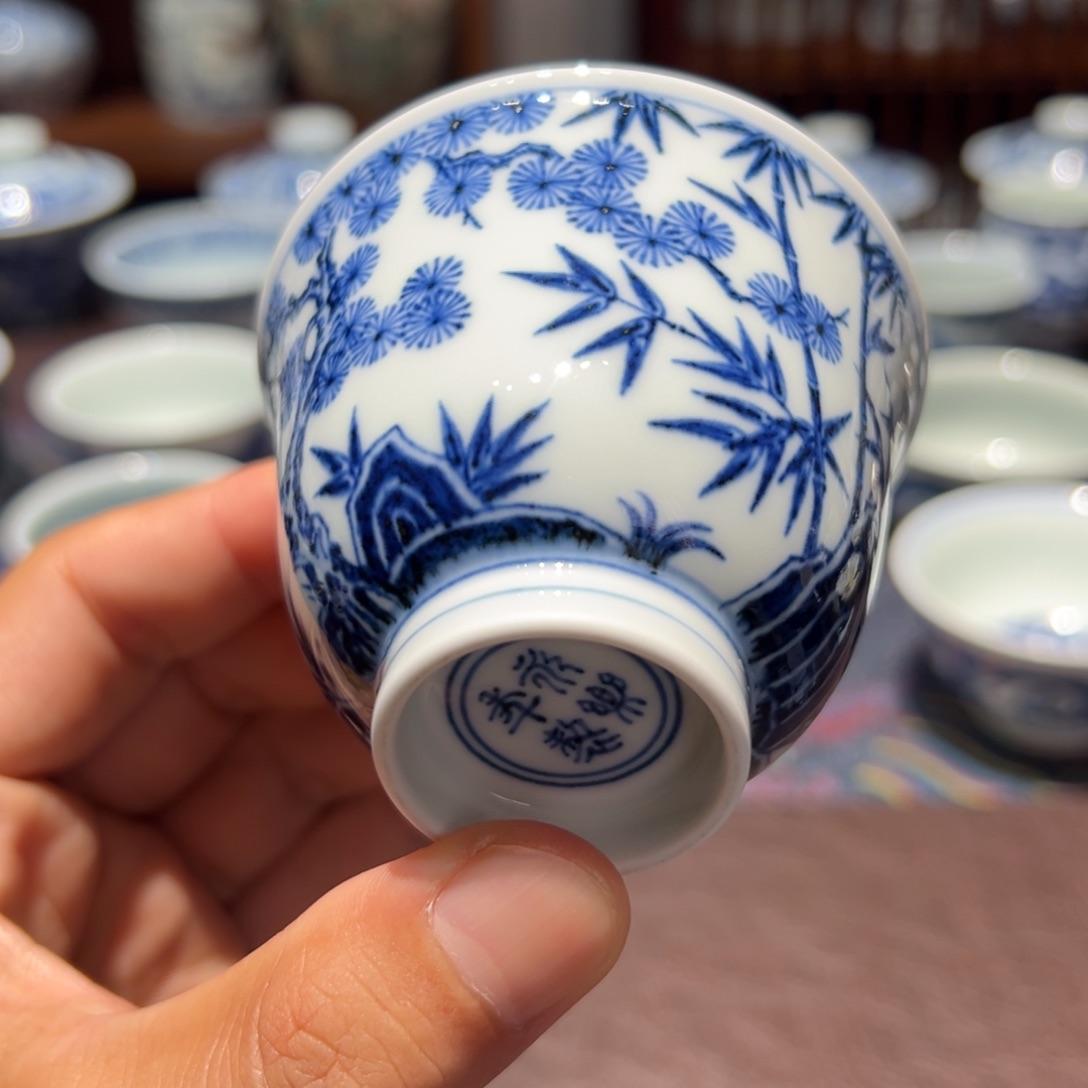 杯精品青花松竹梅铃铛杯口径约7.5厘米
