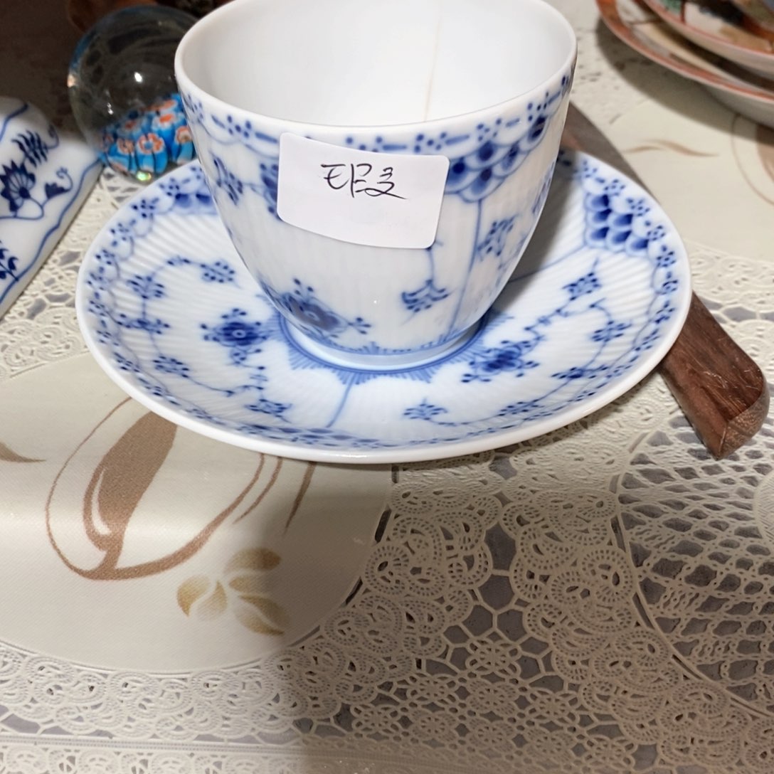 瓷器过哈哈哈哈哈哈哈L*Y