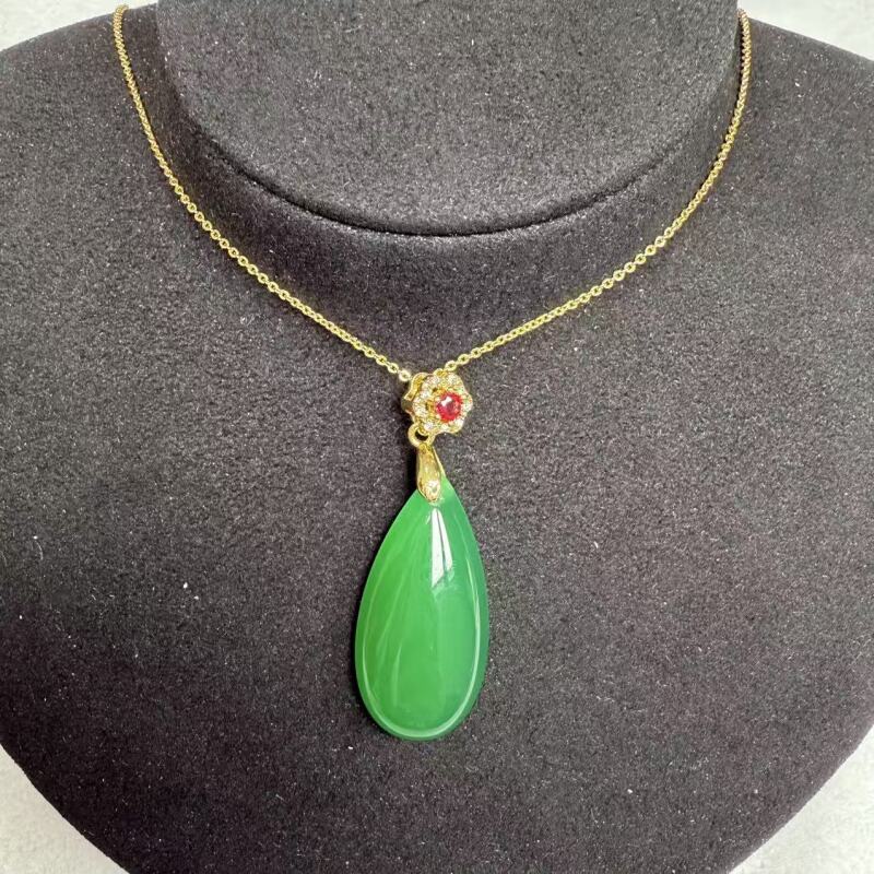 YZ21-天然  高端  大气   -时尚  绿玉髓  水滴吊坠 -赠链