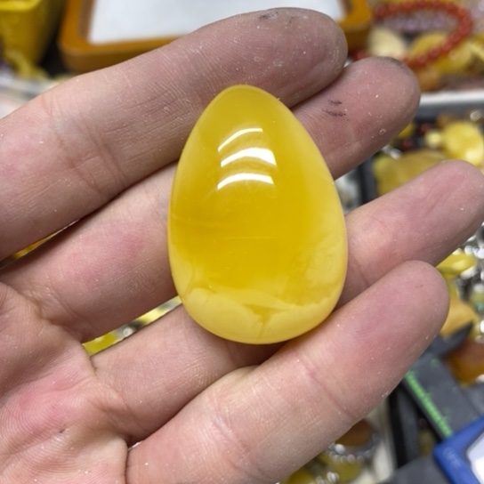 蜜蜡裸石未镶嵌吊坠