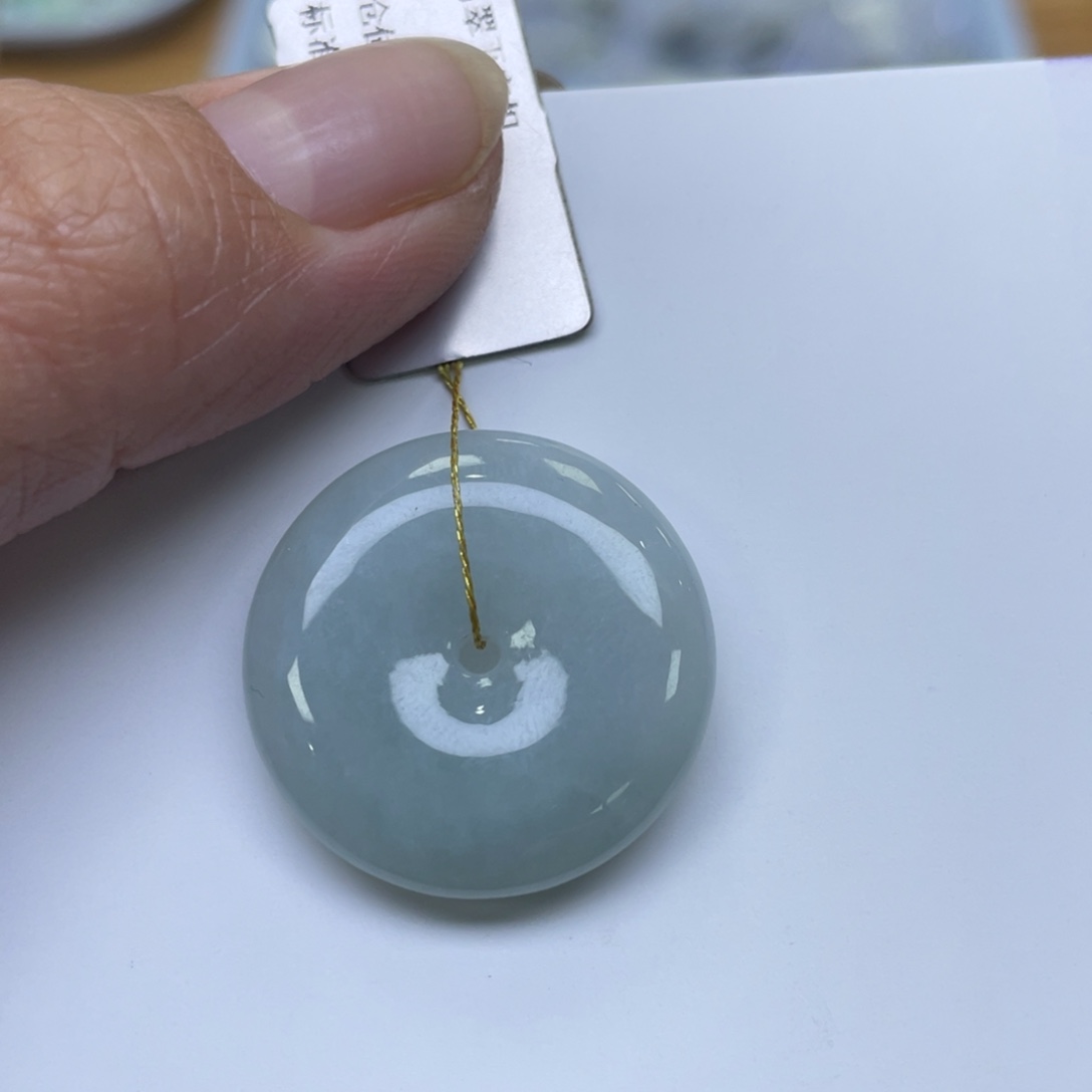 颈饰未镶嵌翡翠平安