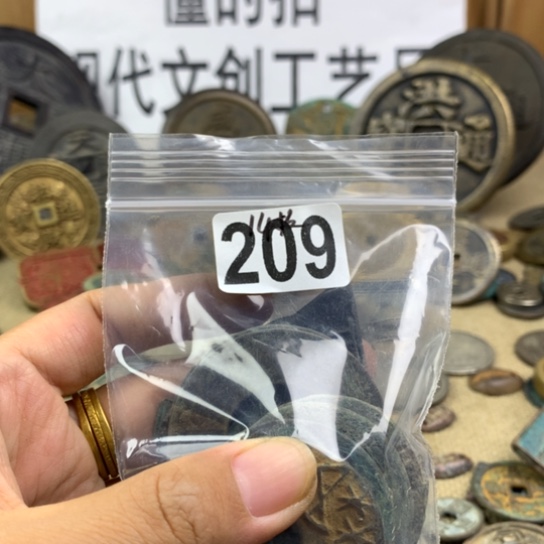 古***木铜现代文创工艺品