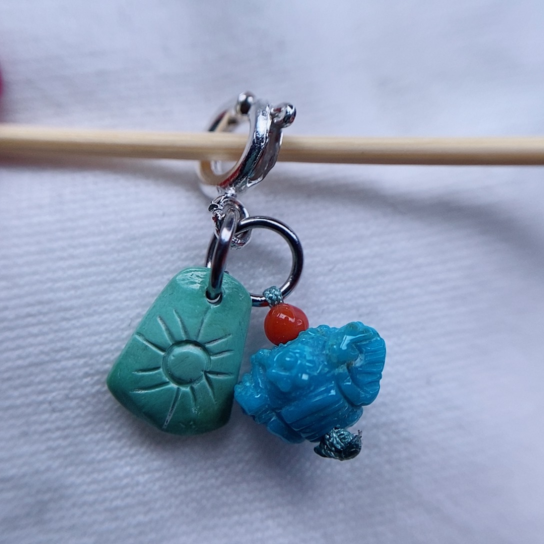 南红玛瑙配饰未镶嵌