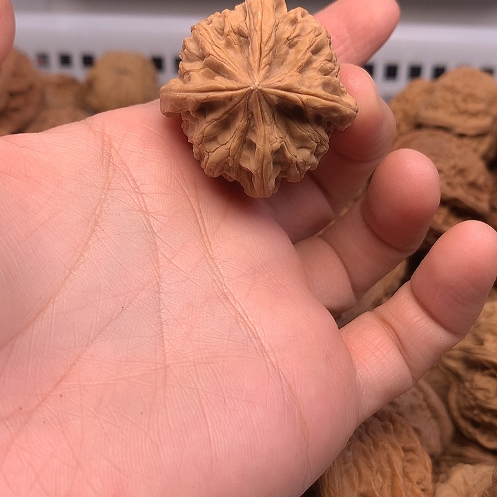 A***哥吊坠文玩核桃文玩核桃