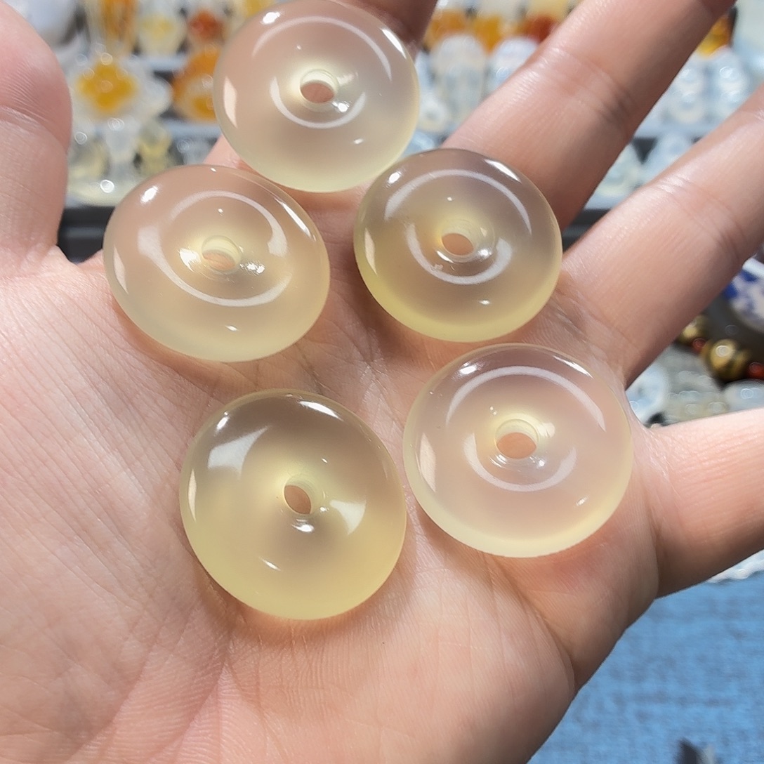 玛瑙/玉髓未镶嵌吊坠(不含链)