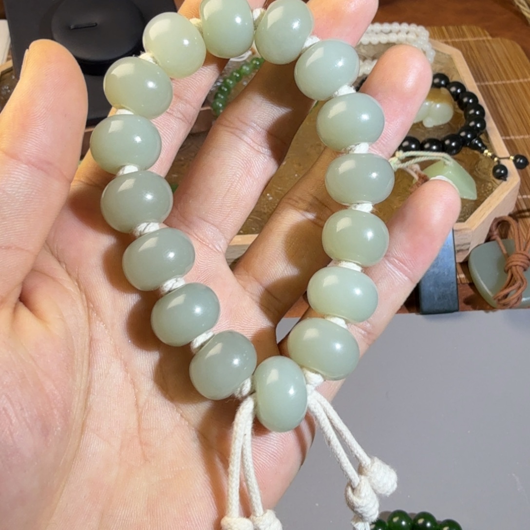 马***建和田玉未镶嵌挂件