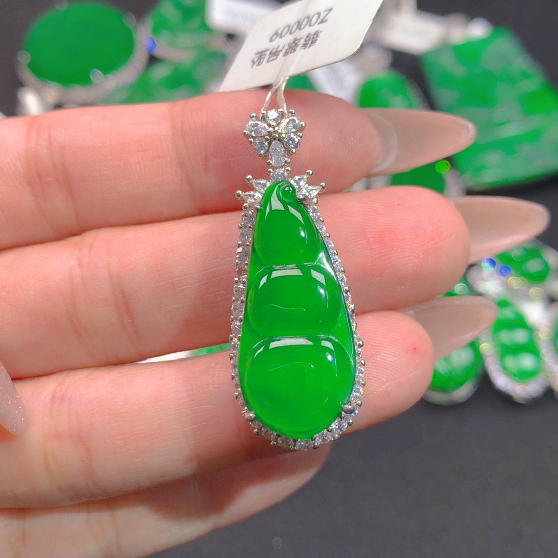 翡翠银S925镶嵌颈饰1111111111