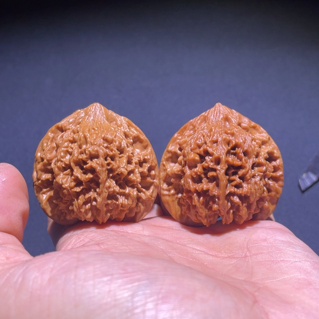 吊坠文玩核桃44门头沟百花山一代满天星（反油）