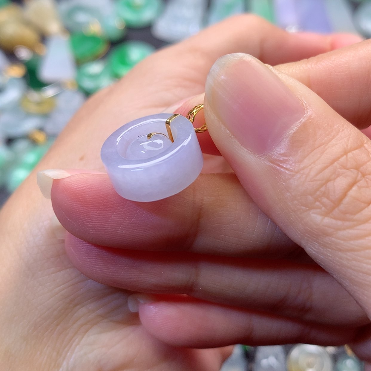 【闪购商品】吊坠(赠链)18K金镶嵌翡翠