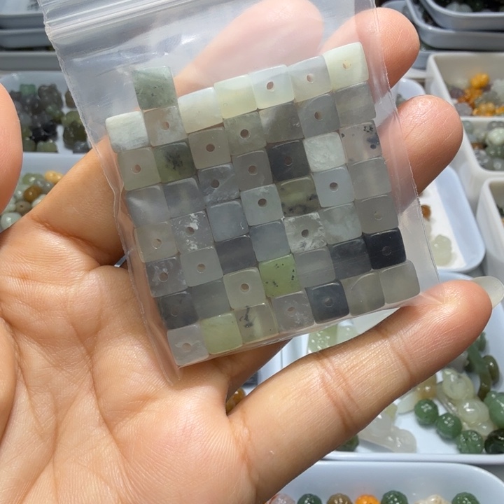 未镶嵌和田玉珠宝半成品