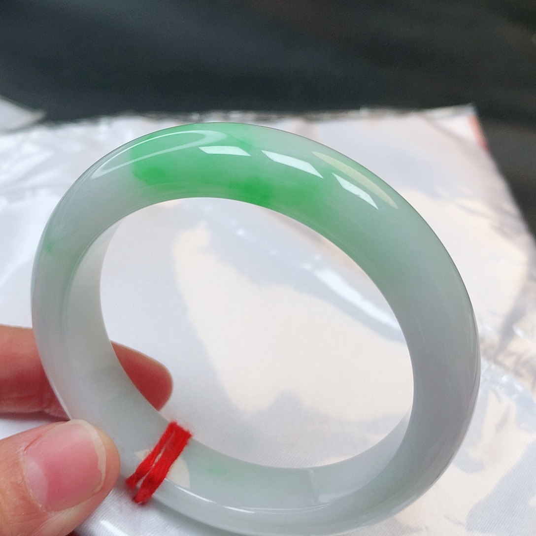 翡翠手镯未镶嵌68号