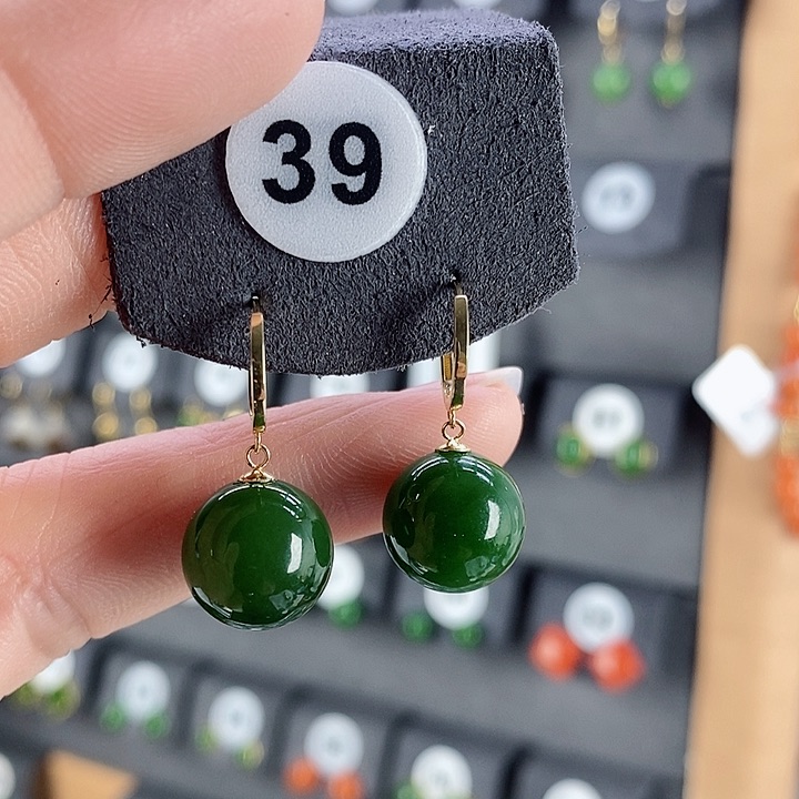 和田玉耳饰18K金镶嵌