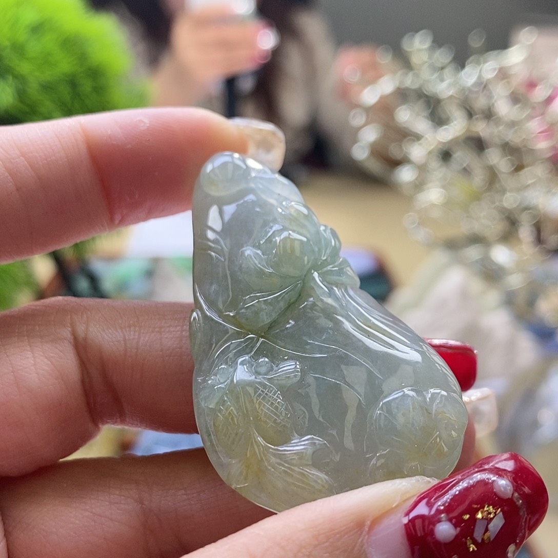 【闪购商品】翡翠颈饰未镶嵌鱼