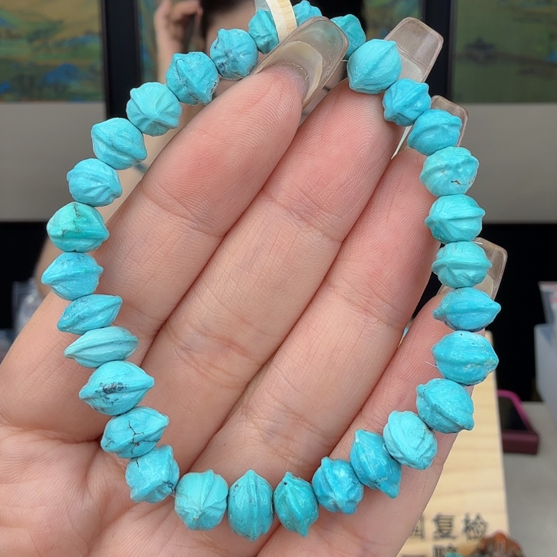 绿松石未镶嵌珠宝奇石