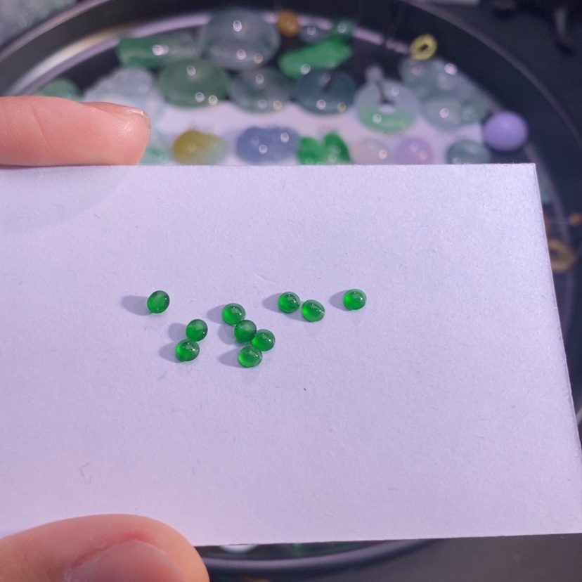 【闪购商品】翡翠挂件未镶嵌蛋