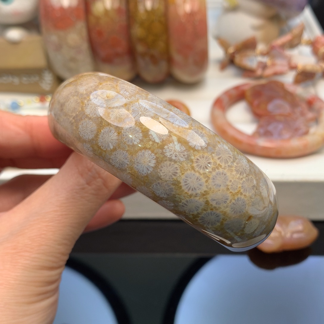 硅化珊瑚（珊瑚玉）手镯未镶嵌60口原500