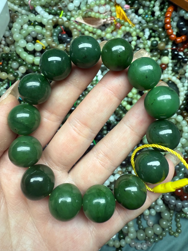 和田玉未镶嵌时尚