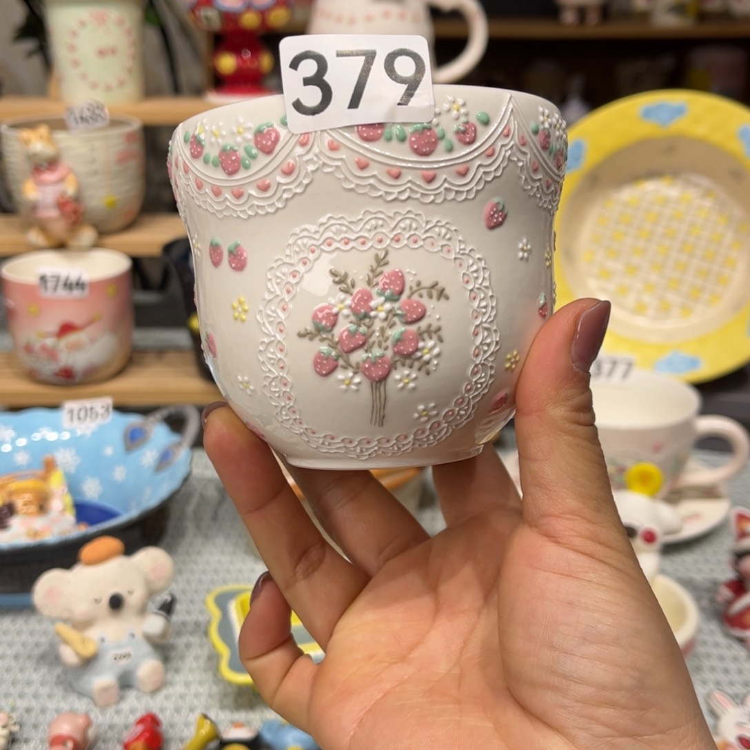 瓷片379哈哈哈哈哈哈哈哈哈