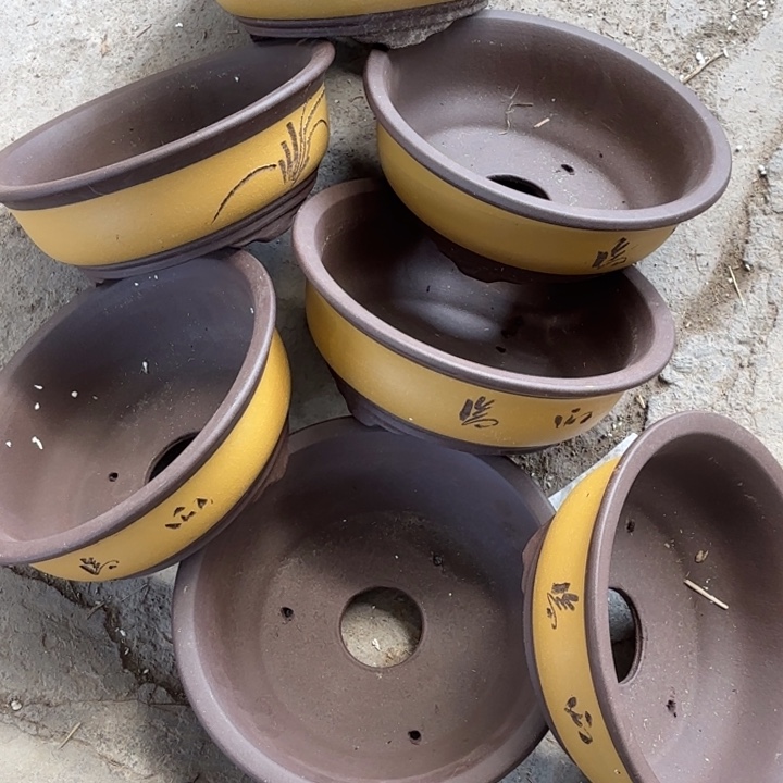 紫砂花盆100-7。           