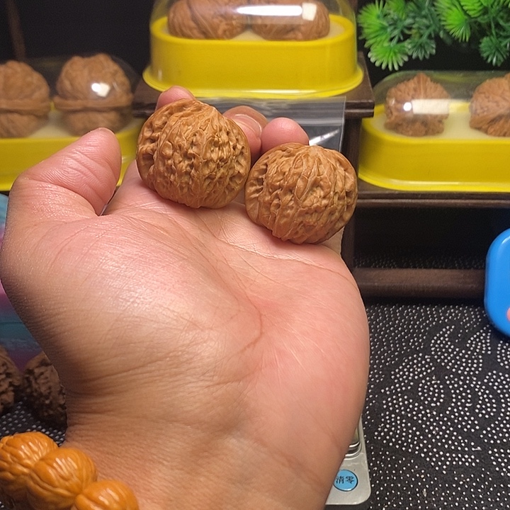 文玩核桃吊坠蝴蝶磨磨37