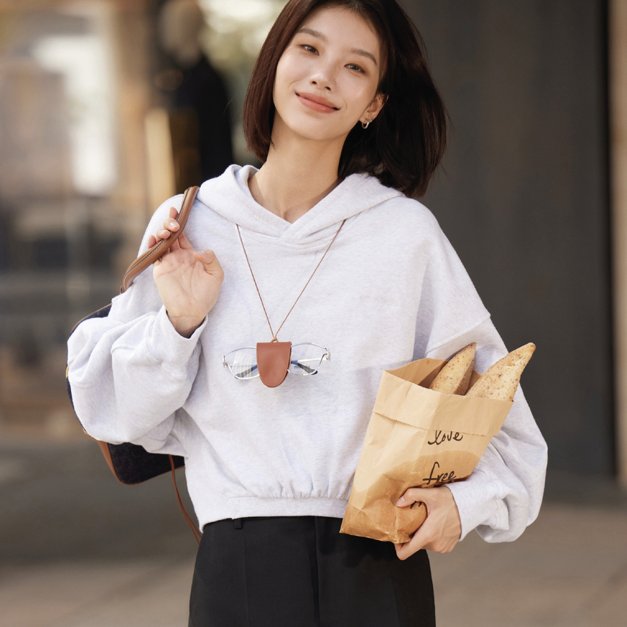 WIWH 灰色连帽短款宽松百搭卫衣