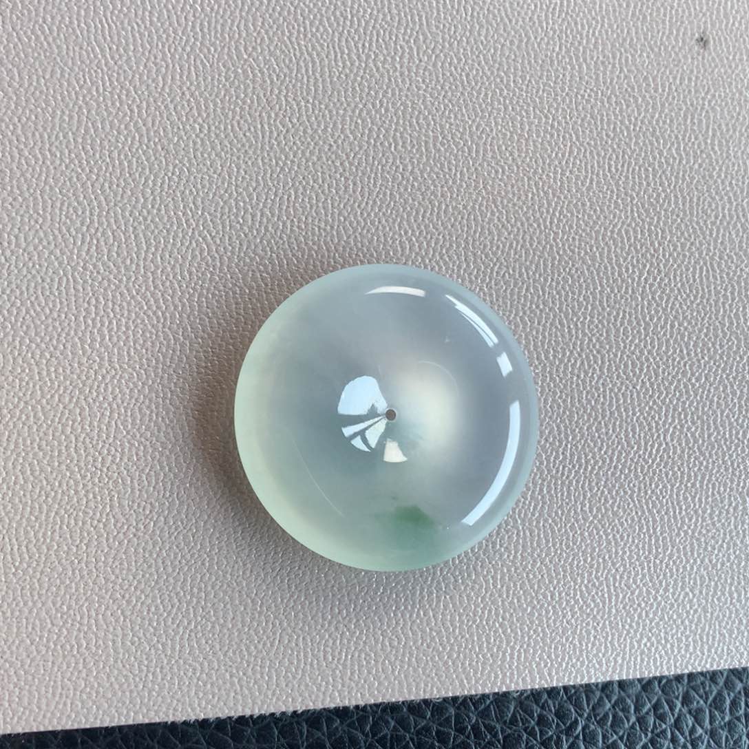 翡翠颈饰未镶嵌天然翡翠