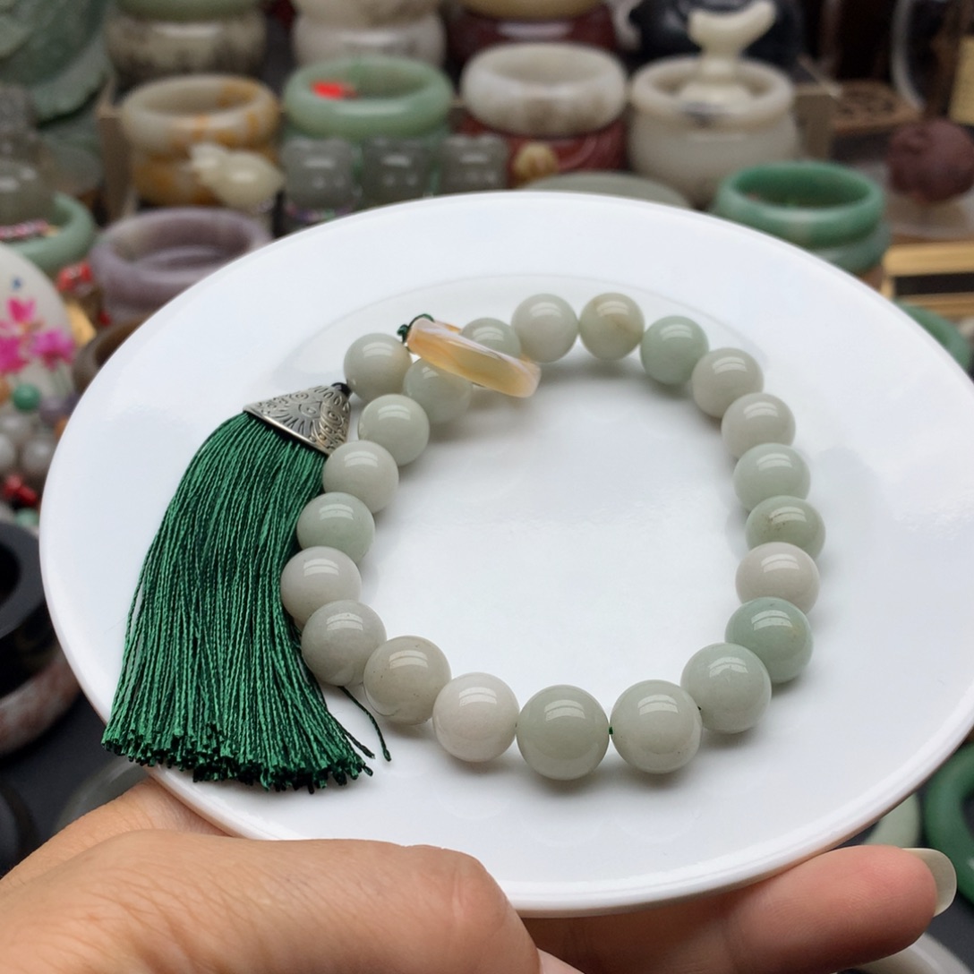 未镶嵌手镯石英质玉（佘太翠）小手持卡12