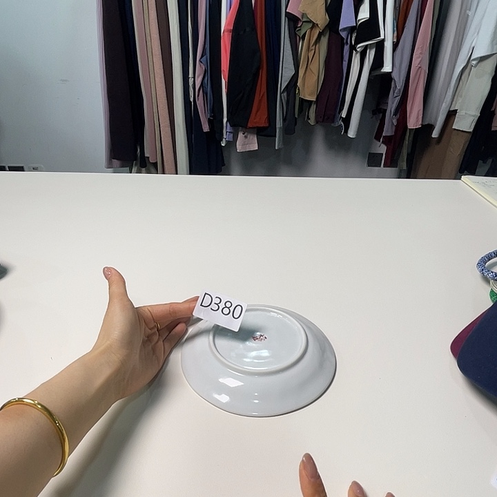 瓷片380蓝色。。。。。。。。。。。。。。。