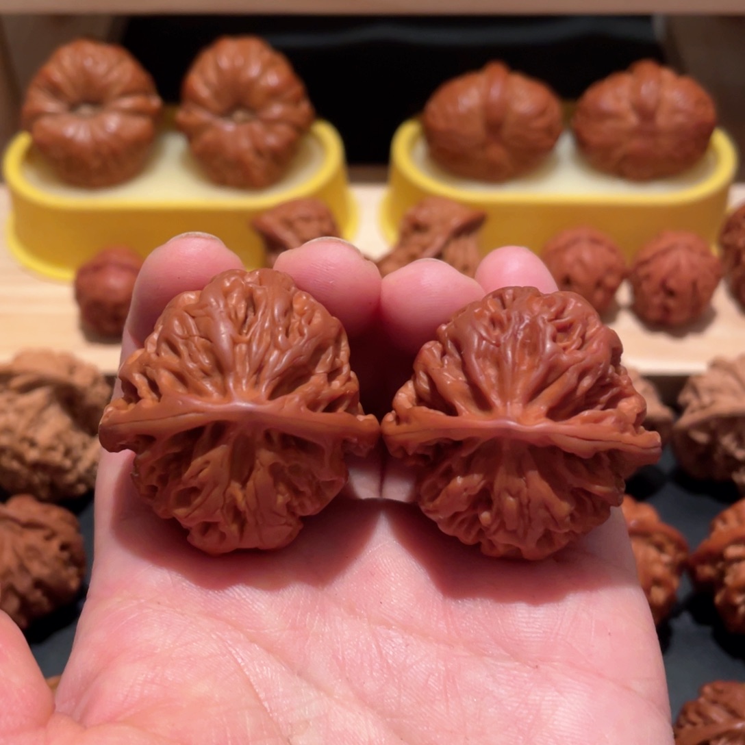 文玩核桃吊坠啊*。苹果园