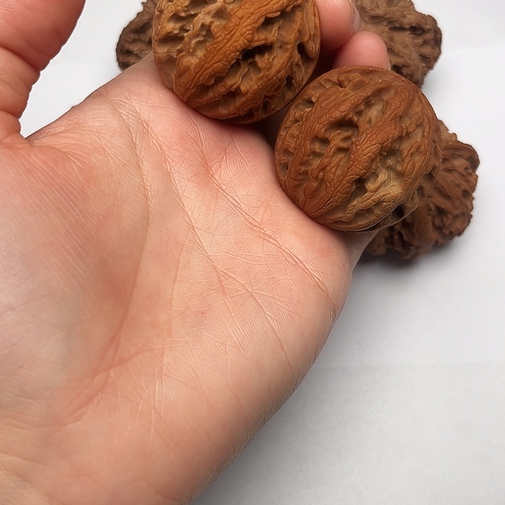 核桃秦岭文玩核桃核桃