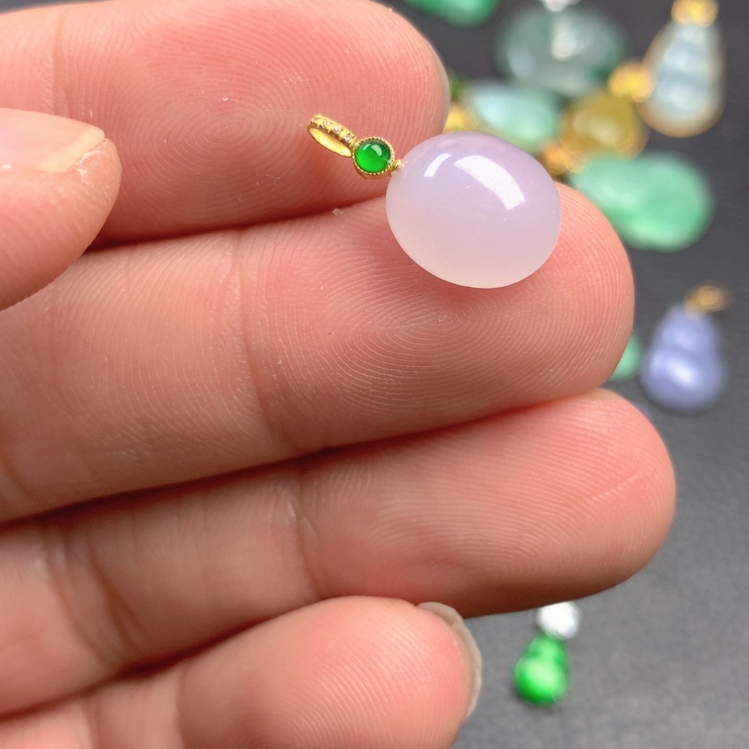 【闪购商品】颈饰18K金镶嵌翡翠翡翠